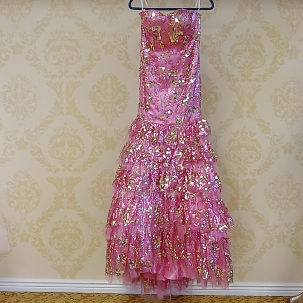 Nwt Tiffany designs size 0 prom dress